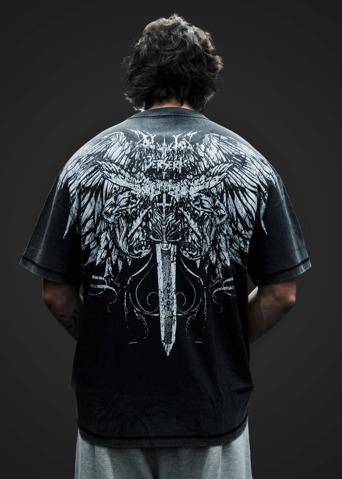 Berserk / Besta das Trevas / Oversized