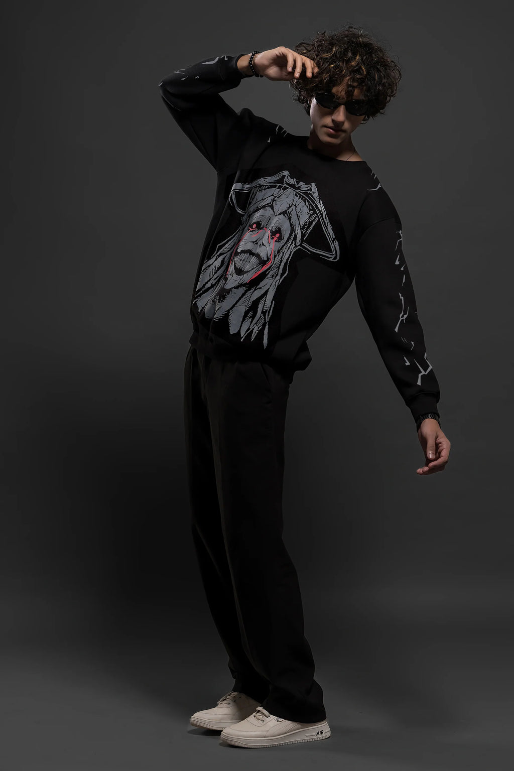 Estátua de Deus / Solo Leveling / Casaco